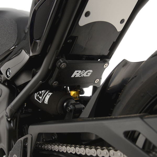 R&G Rear Foot Rest Blanking Plate for Yamaha XSR900 '22- (Single, Central Piece)